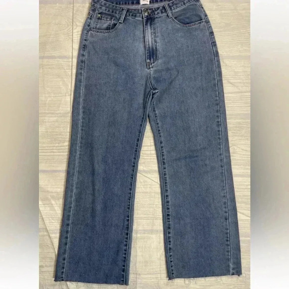 Princess Polly Boundless Denim Cut Raw Hem Blue Jeans Women’s Size 8 Classic - Picture 16 of 16